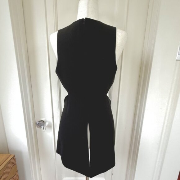 ELIZABETH AND JAMES Sleeveless Cutout Zane Tunic Top Black Size M - Picture 6 of 9